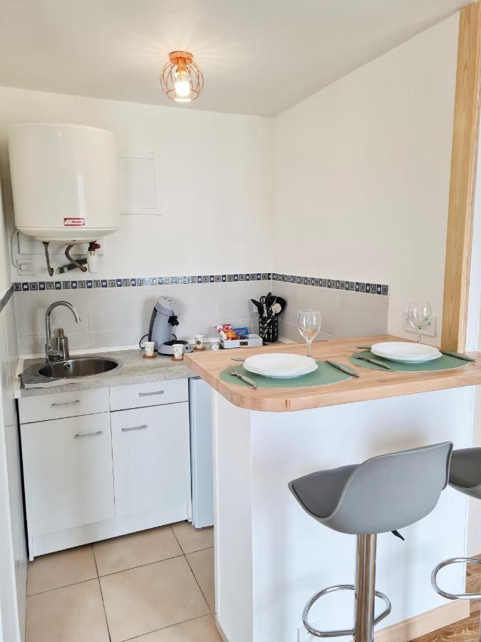 Le Petit Charmeur, Parking, Wifi, Gare Apartman Flers Kültér fotó